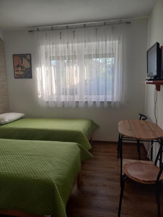 Apartma Majda Apartment Sezana Exterior photo
